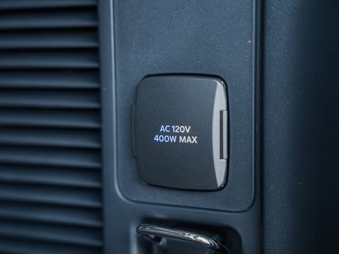 New 2026 Ford Expedition Active image 11