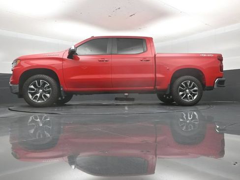 Used 2022 Chevrolet Silverado 1500 LT AWD/4WD image 48