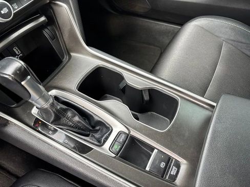 Used 2020 Honda Accord Sport image 23
