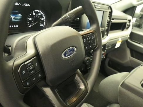 New 2026 Ford F250 XLT w/ FX4 Off-Road Package AWD/4WD image 14