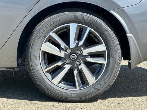 New 2025 Nissan Versa SV w/ Trunk Package image 24