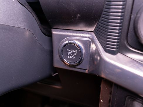 Used 2024 Ford F150 King Ranch w/ FX4 Off-Road Package AWD/4WD image 40