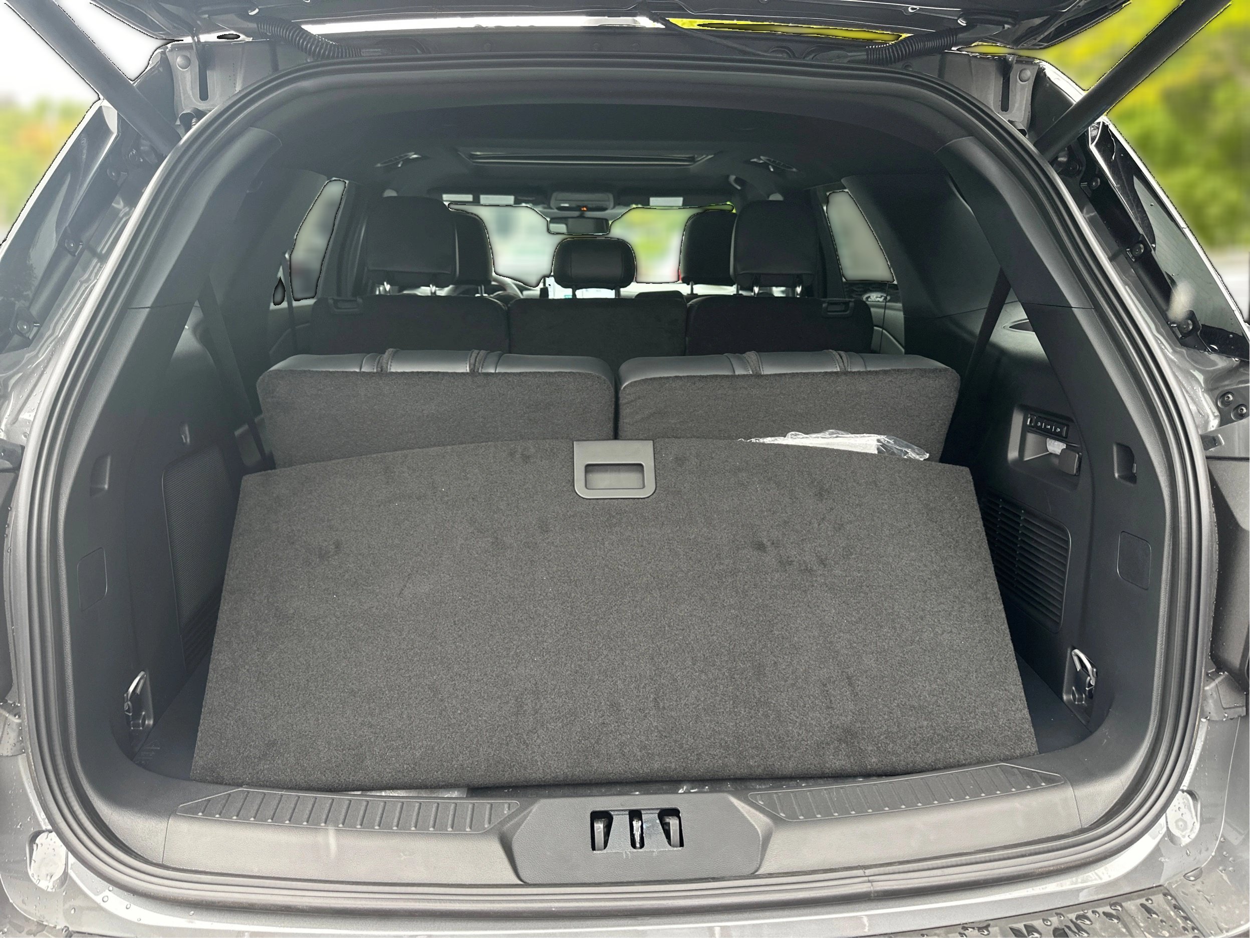 New 2027 Ford Explorer ST AWD/4WD image 13