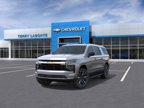 New 2026 Chevrolet Suburban LS AWD/4WD image 10