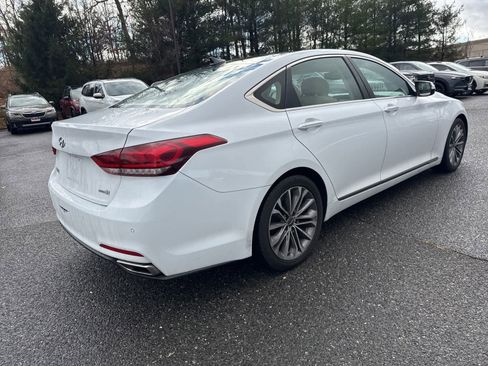 Used 2015 Hyundai Genesis 3.8 w/ Option Group 03 image 5