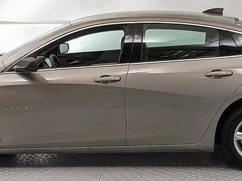 Used 2023 Chevrolet Malibu LS FWD image 5