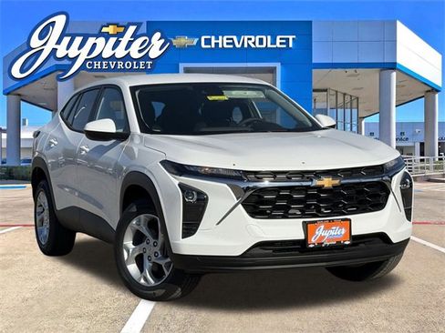 New 2026 Chevrolet Trax LS w/ LS Convenience Package image 1