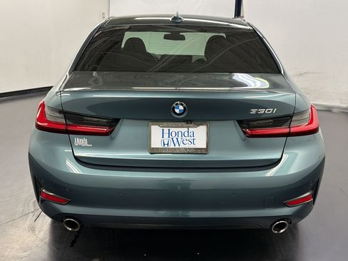 Used 2021 BMW 330i Sedan w/ Premium Package image 10