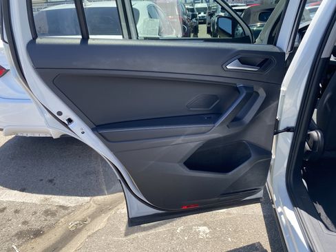 Used 2023 Volkswagen Tiguan S FWD image 18