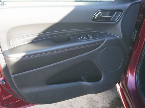 Used 2023 Dodge Durango GT image 11