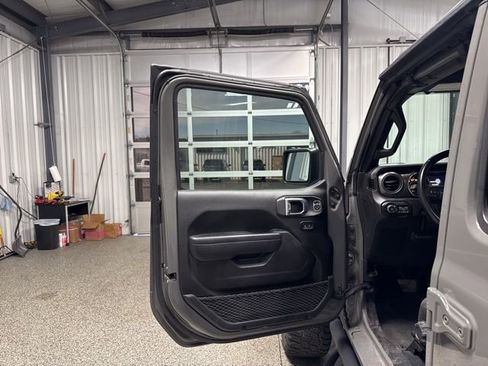 Used 2022 Jeep Wrangler Unlimited Sport S image 6