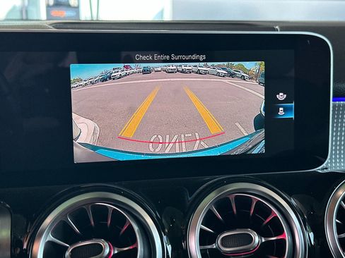Certified 2020 Mercedes-Benz GLB 250 image 19
