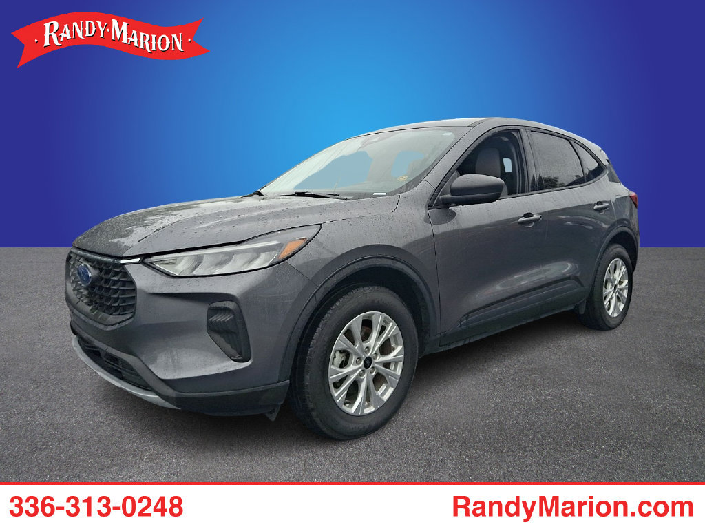 Used 2025 Ford Escape Active AWD/4WD image 1