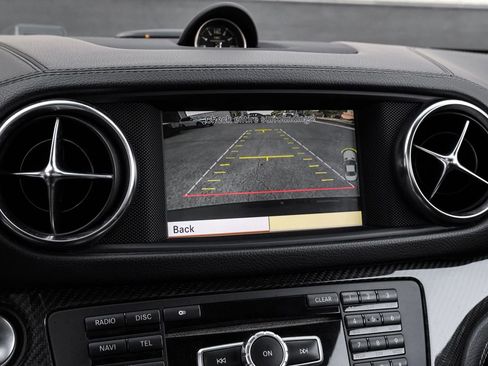 Used 2013 Mercedes-Benz SL 63 AMG image 21