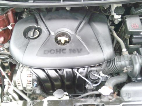 Used 2016 Hyundai Elantra SE image 21