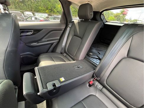 Used 2020 Jaguar F-PACE Premium AWD/4WD image 45
