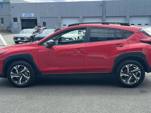 Used 2025 Subaru Crosstrek 2.0i Premium AWD/4WD image 4