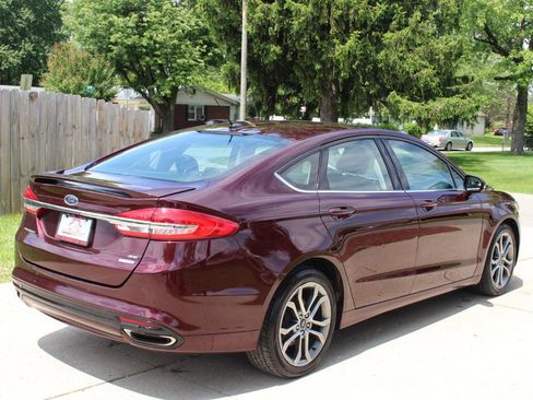 Used 2017 Ford Fusion SE w/ Equipment Group 201A AWD/4WD image 10