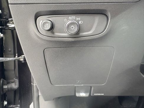 Used 2024 Buick Encore GX Avenir w/ Avenir Convenience Package image 32