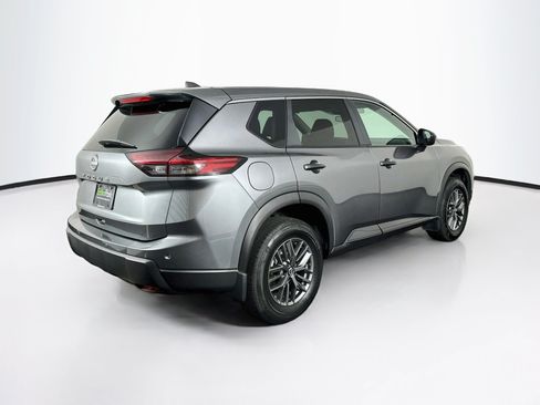 Used 2025 Nissan Rogue S FWD image 9