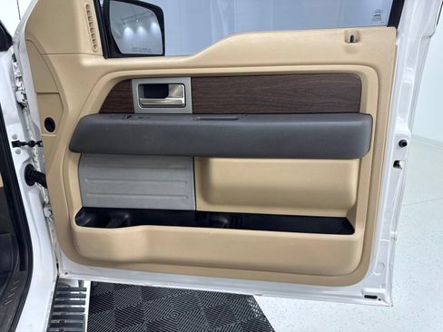 Used 2013 Ford F150 Lariat w/ Lariat Chrome Pkg AWD/4WD image 28