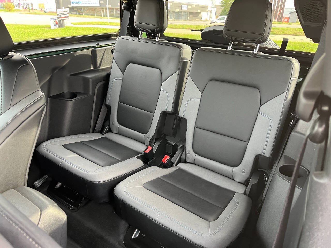 Used 2022 Ford Bronco Black Diamond AWD/4WD image 10
