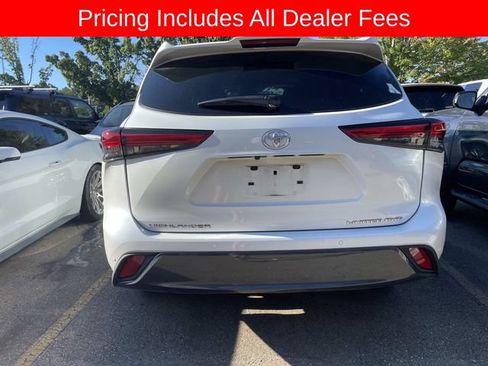 Used 2023 Toyota Highlander Limited AWD/4WD image 5