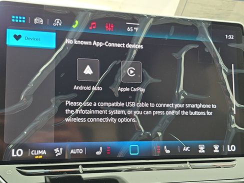 New 2026 Volkswagen Tiguan SE R-Line FWD image 21