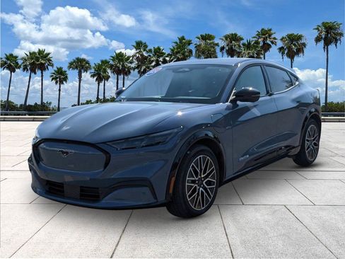 Used 2024 Ford Mustang Mach-E Premium image 3