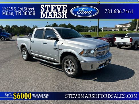 Used 2018 RAM 1500 Laramie w/ Convenience Group AWD/4WD image 1