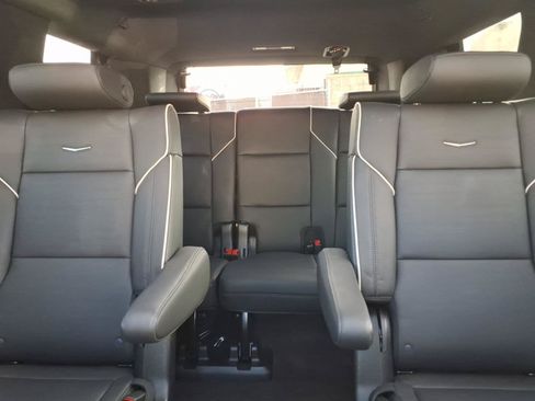 Certified 2024 Cadillac Escalade Premium Luxury w/ Performance Package AWD/4WD image 34
