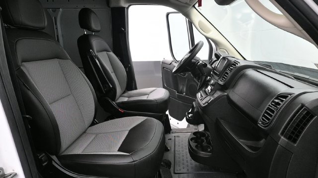 Used 2026 RAM ProMaster 2500 w/ Convenience Group FWD image 11