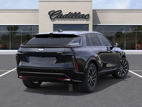 Used 2026 Cadillac Lyriq Sport AWD/4WD image 4