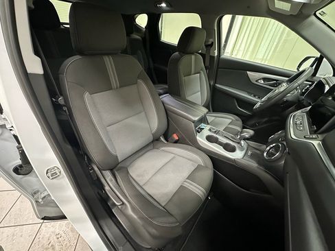 Certified 2024 Chevrolet Blazer LT w/ Convenience Package image 18