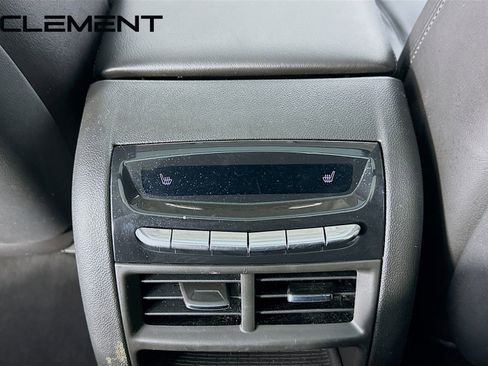 Used 2018 Cadillac XT5 Premium Luxury image 33