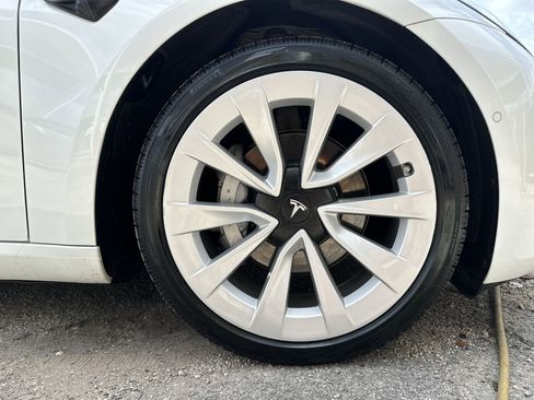 Used 2022 Tesla Model 3 RWD image 17