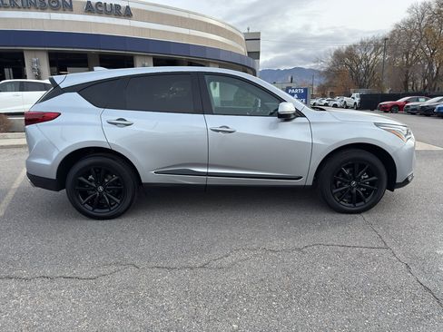 Certified 2025 Acura RDX SH-AWD image 8