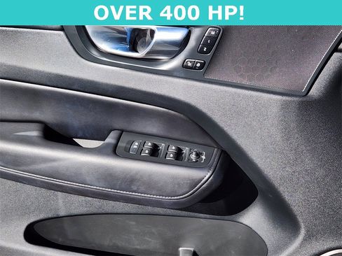 Used 2023 Volvo XC60 T8 Plus image 9
