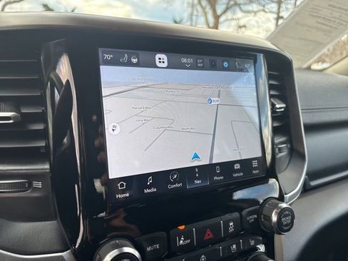 Used 2024 RAM 2500 Laramie w/ Safety Group image 27