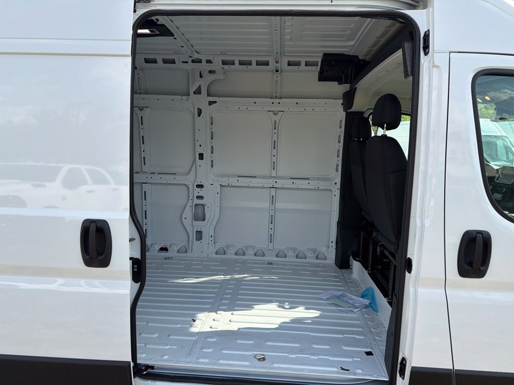 New 2027 RAM ProMaster 2500 w/ Safety Group FWD image 7