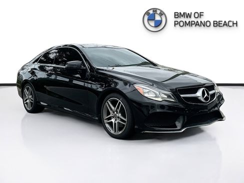 Used 2017 Mercedes-Benz E 400 E 400 image 1