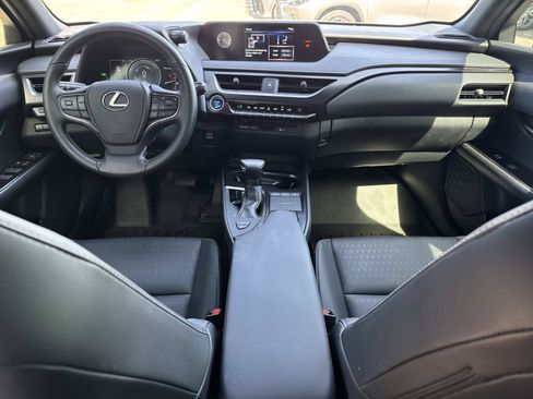 Used 2022 Lexus UX 250h w/ Accessory Package (Z2) AWD/4WD image 16