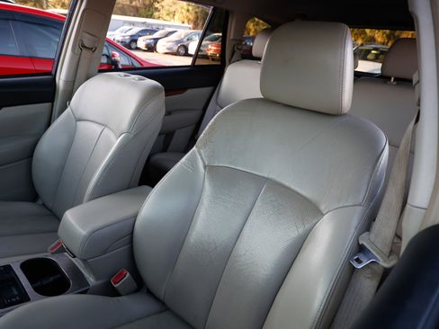 Used 2013 Subaru Outback 2.5i Limited w/ Moonroof Pkg image 6