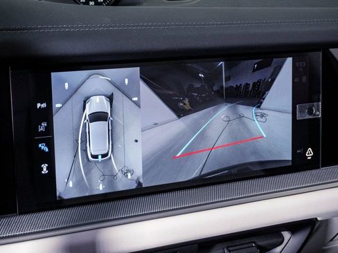 New 2026 Porsche Cayenne S image 23