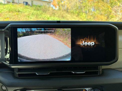 New 2026 Jeep Wrangler Unlimited Sport image 24