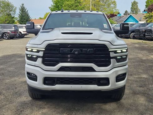 New 2026 RAM 2500 Laramie AWD/4WD image 2