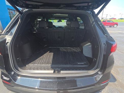 Used 2022 Chevrolet Equinox RS AWD/4WD image 12