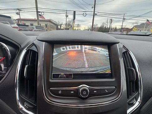 Used 2019 Chevrolet Cruze LS w/ LS Convenience Package image 12