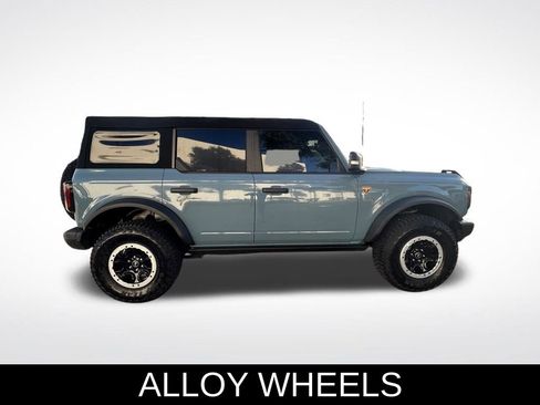 Used 2023 Ford Bronco Badlands w/ Sasquatch Package image 3