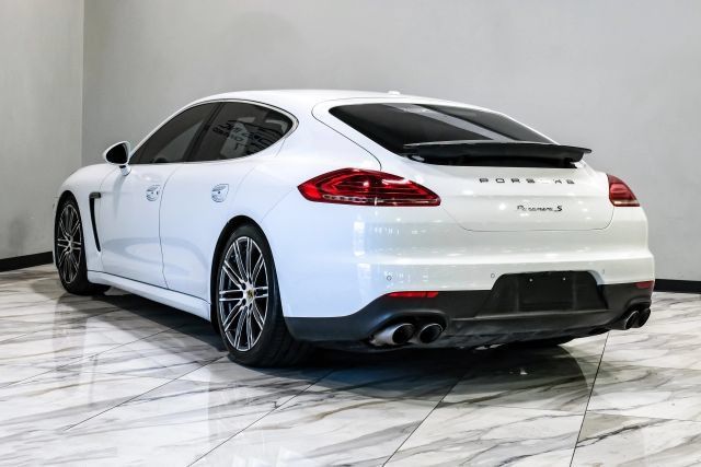 Used 2016 Porsche Panamera S w/ Premium Package Plus RWD image 13